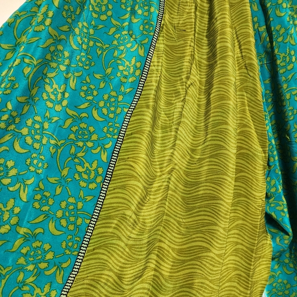 Kantha Bae Silk Synergy Side Split Pants - Picture 7 of 10